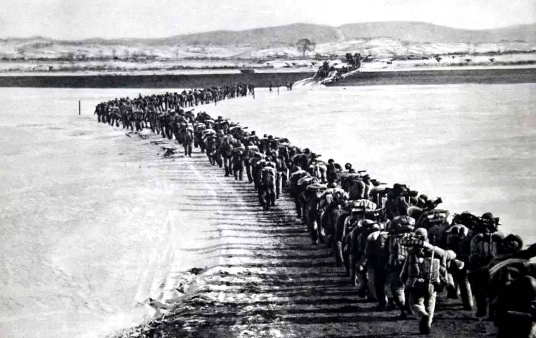 【纪念抗美援朝出国作战70周年】魏巍 ‖ 谁是最可爱的人