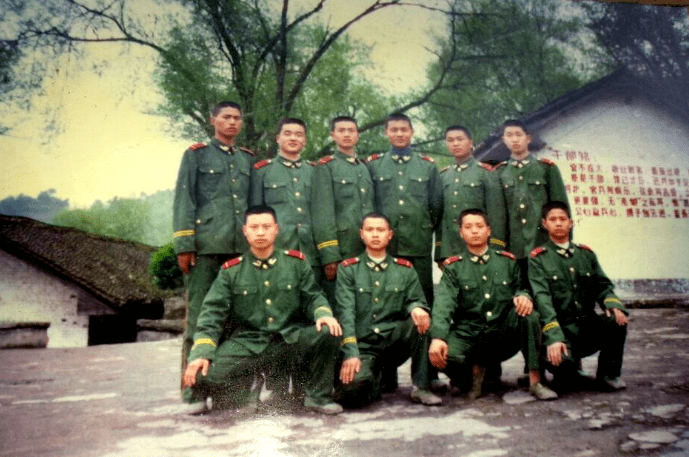 八一特辑那年我参军到部队唐雪元