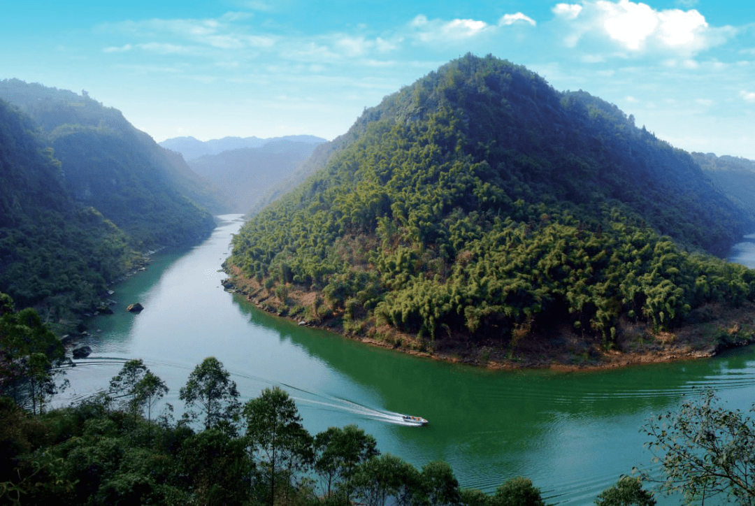 嘉阳桫椤湖景区马蹄湾