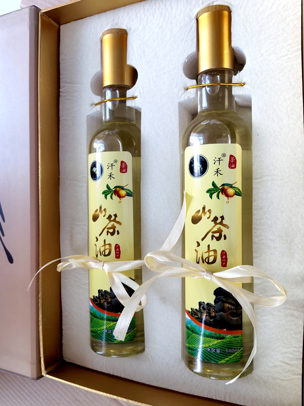 柯伯成油茶基地“汗禾牌”创业产品3