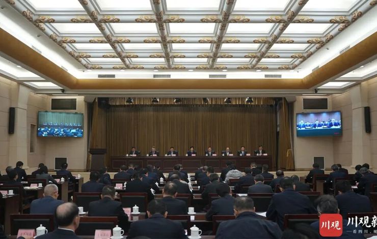 【时政】施小琳强调：更高标准更实举措推进廉洁政府建设 以严明纪律优良作风为“十五五”良好开局提供坚强保障