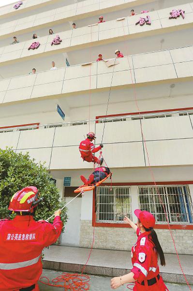 8b46a3b6898590cc6552a805bbbf02be.jpg (399×600)