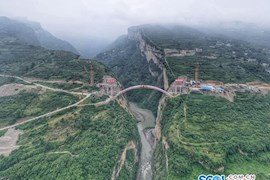 高清图集：鸡鸣三省大桥主拱合龙！预计年底通车