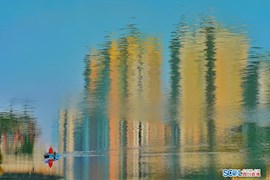 春色暖阳 秀丽蓉城映锦江