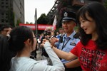 2025年高考首日，定格一波“高考表情”